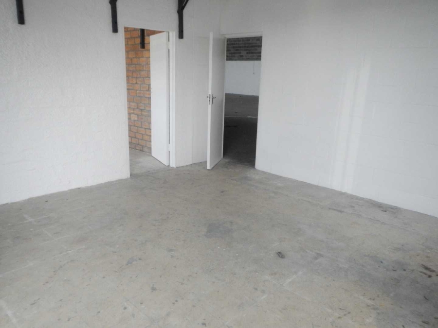 To Let commercial Property for Rent in Retreat Western Cape